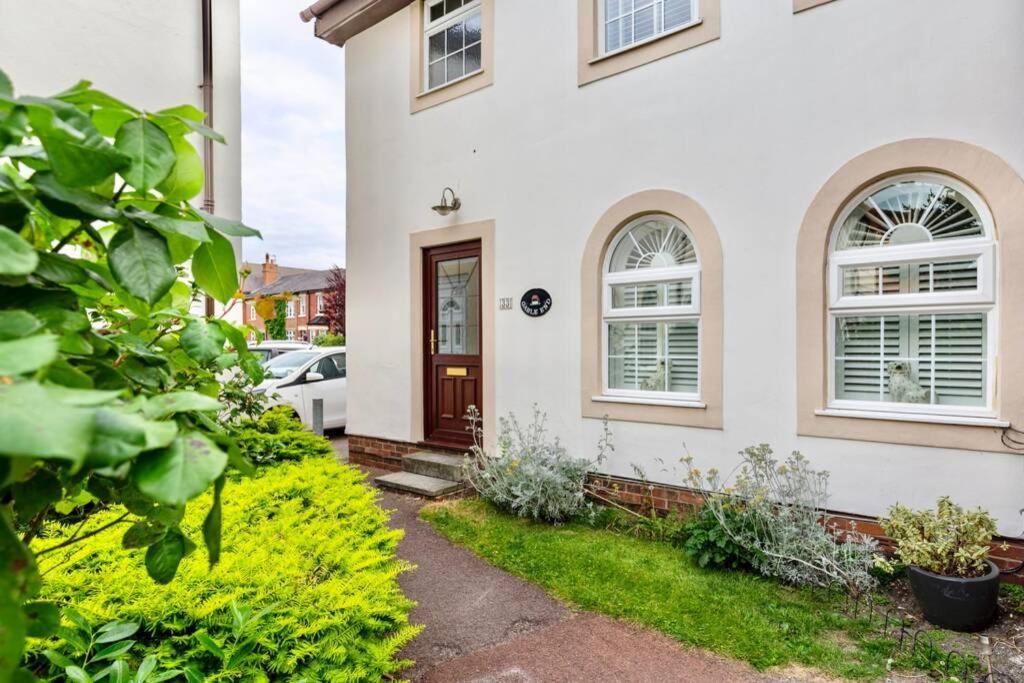 A Cheerful Three Bedroom House In Leafy Lytham ลิธึม เซนต์ แอนน์ส ภายนอก รูปภาพ